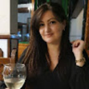 Meet your Posher, Ivis